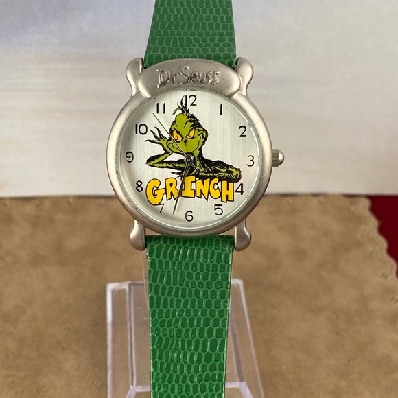 Dr. Seuss Grinch Watch Green Strap Brushed Silver - Picture 3 of 11